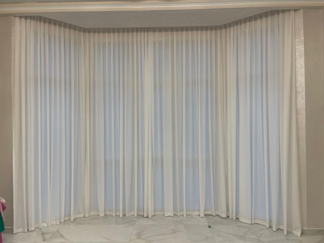 Wave curtain Dubai modern living room design